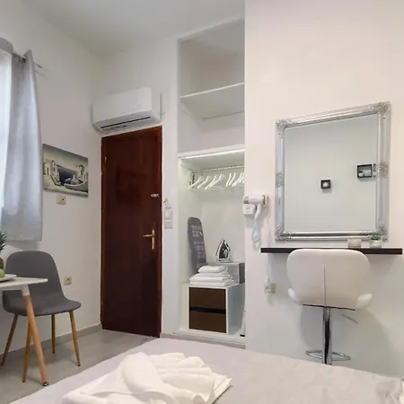 Apartment Stam's Studio With Yard
